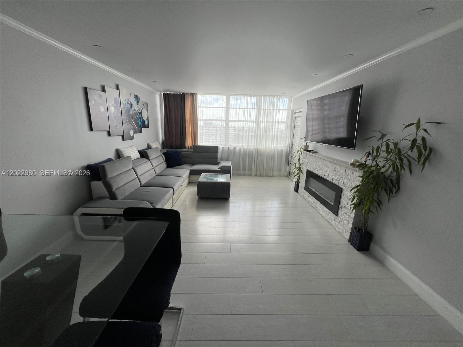 1301 NE Miami Gardens Dr # 1013W, Miami FL 33179 photo 2