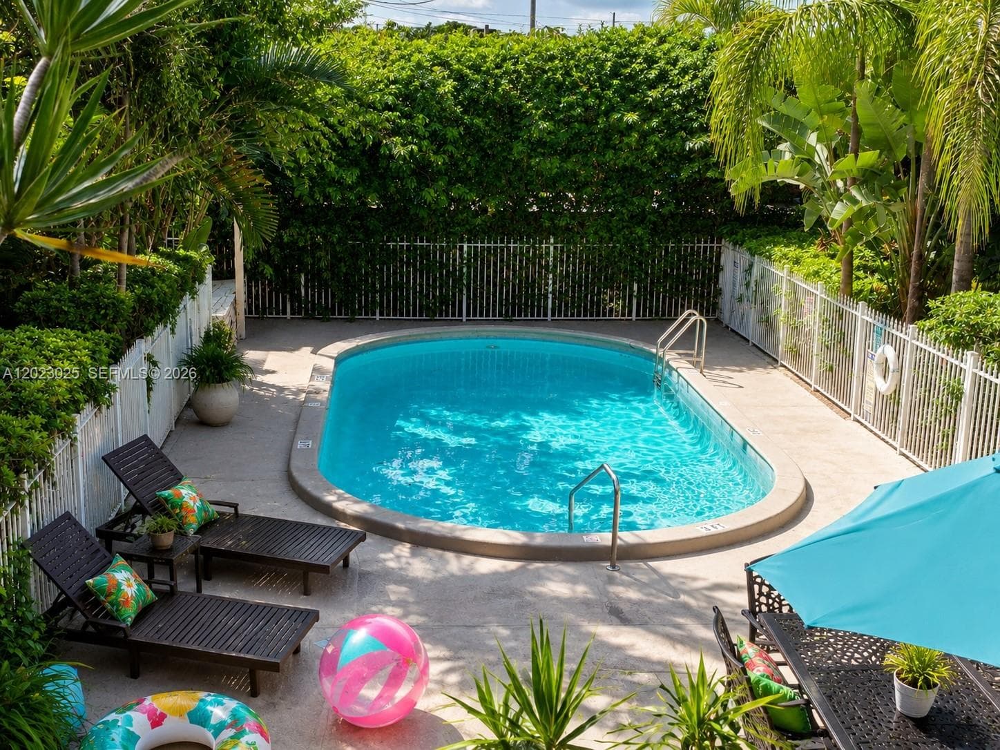 1423 Holly Heights Dr # 4, Fort Lauderdale FL 33304 photo 2