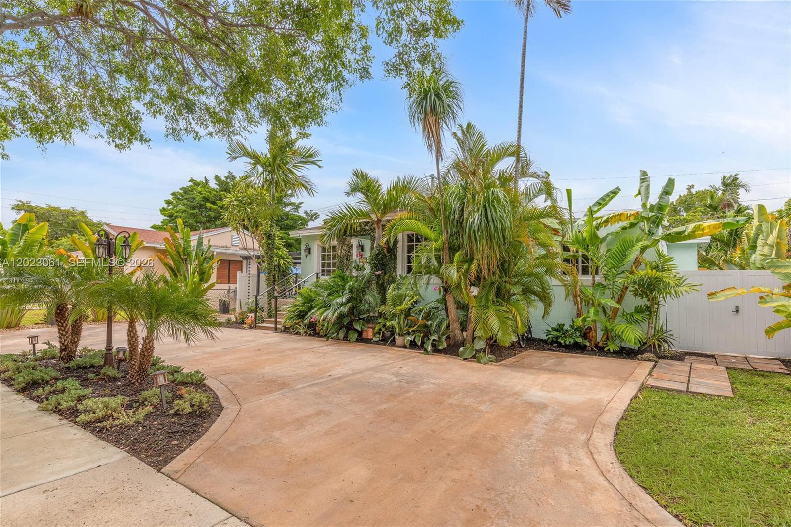 6520 SW 16th Ter, West Miami FL 33155 photo 5