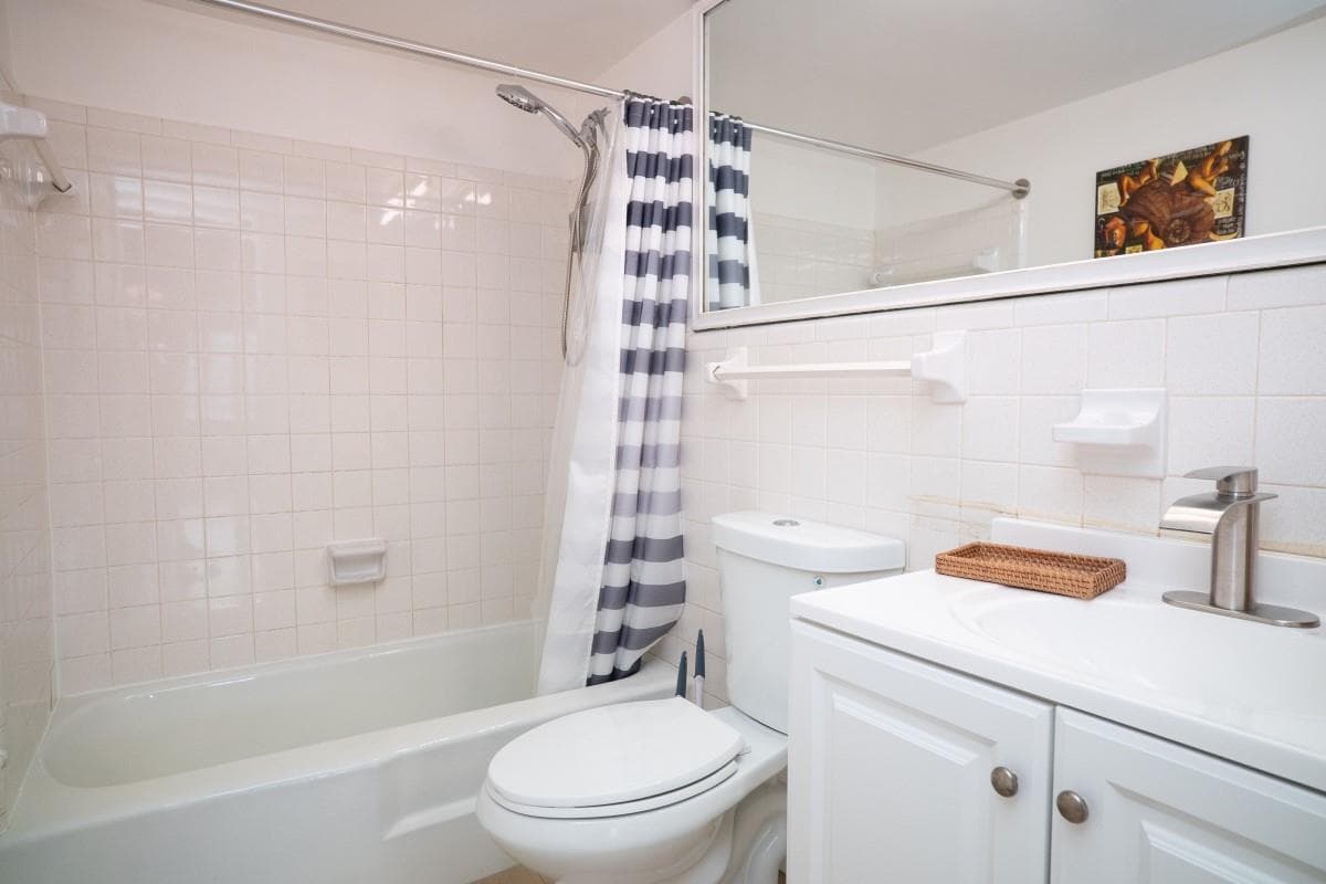 701 Pine Drive # 107, Pompano Beach FL 33060 photo 3