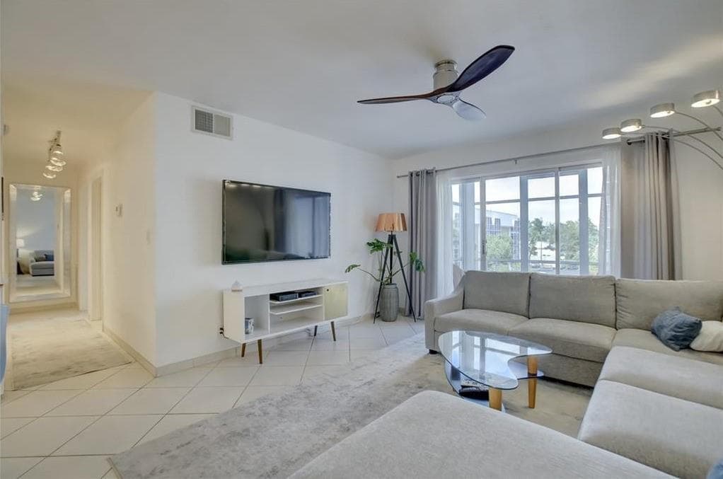 3020 NE 16th Avenue # 304, Oakland Park FL 33334 photo 5
