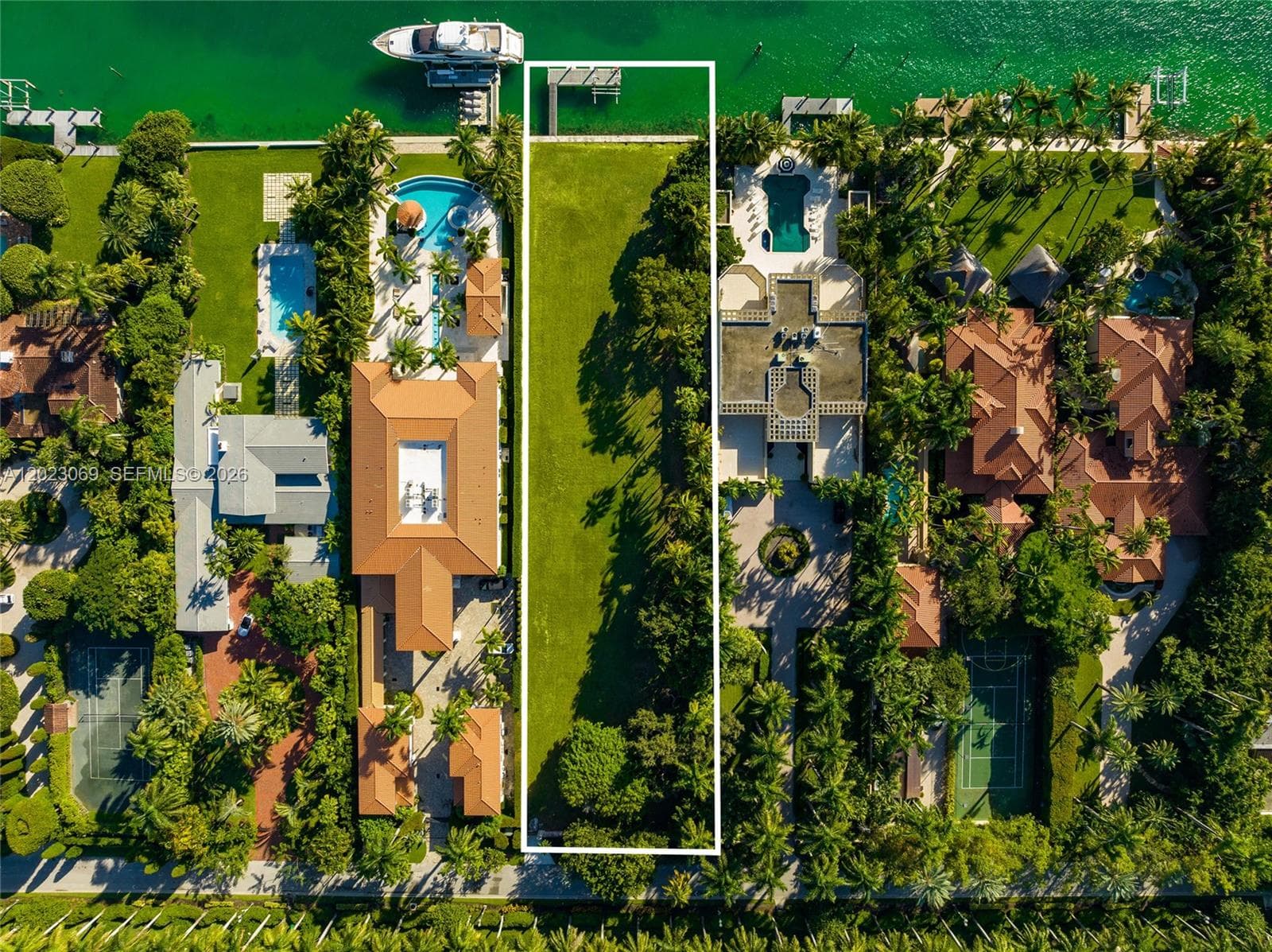 36 Star Island Dr, Miami Beach FL 33139 photo 2
