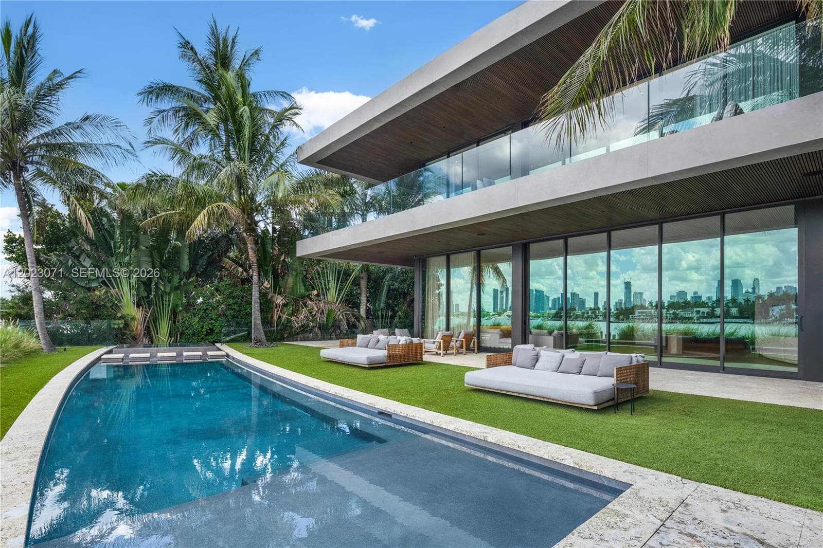 28 W Dilido Dr, Miami Beach FL 33139 photo 4
