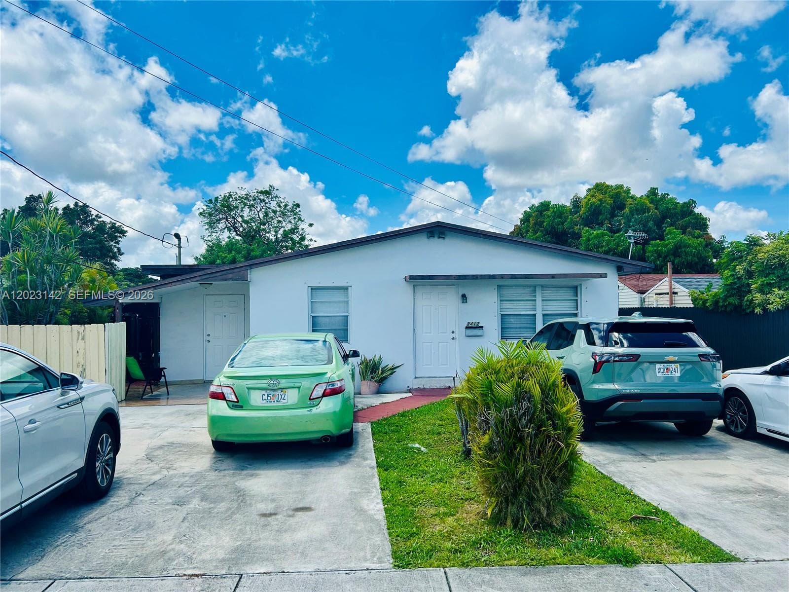 3410 SW 89th Ct, Miami FL 33165