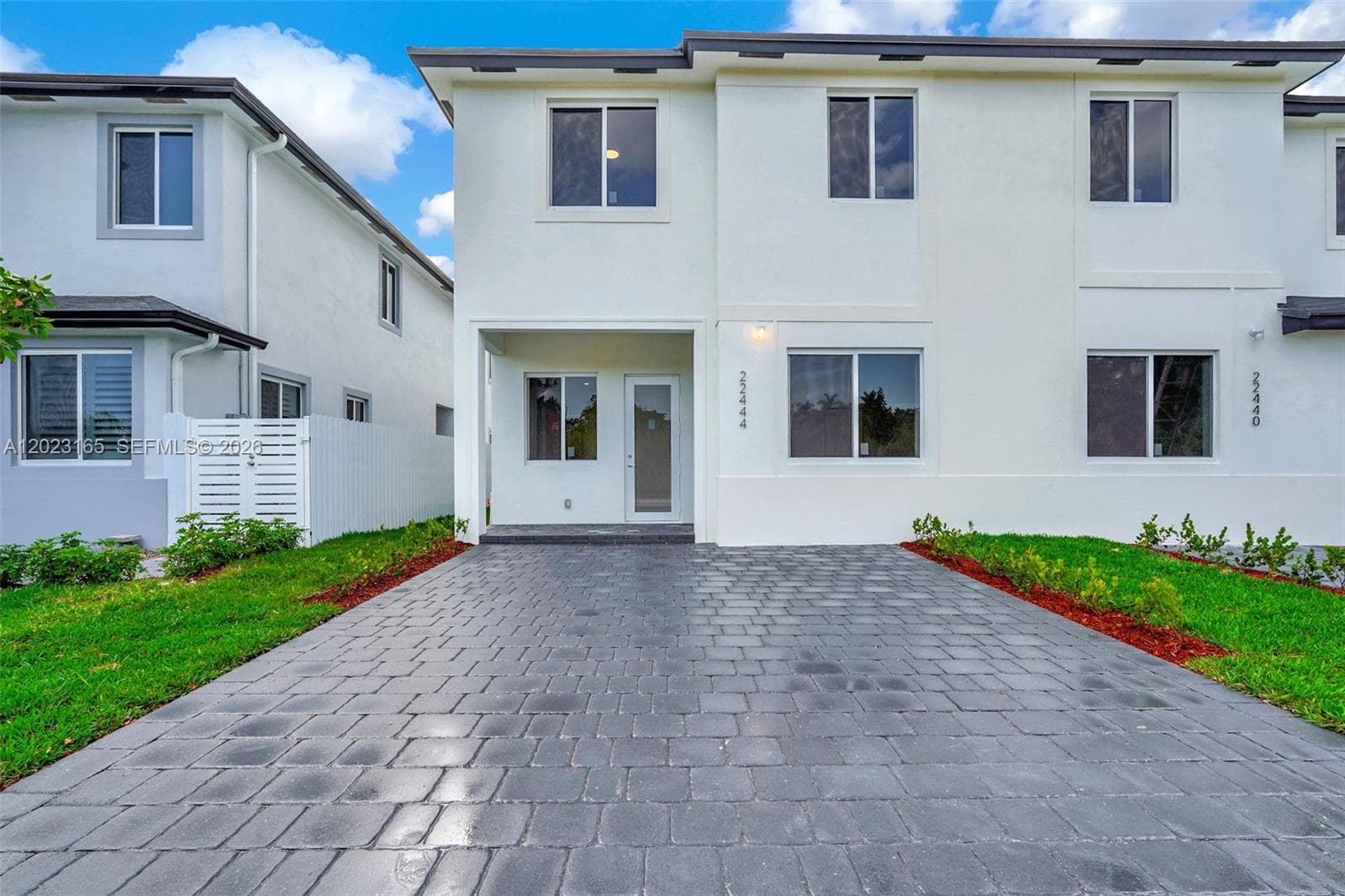 22555 SW 125 ave # 13A, Miami, FL 33170