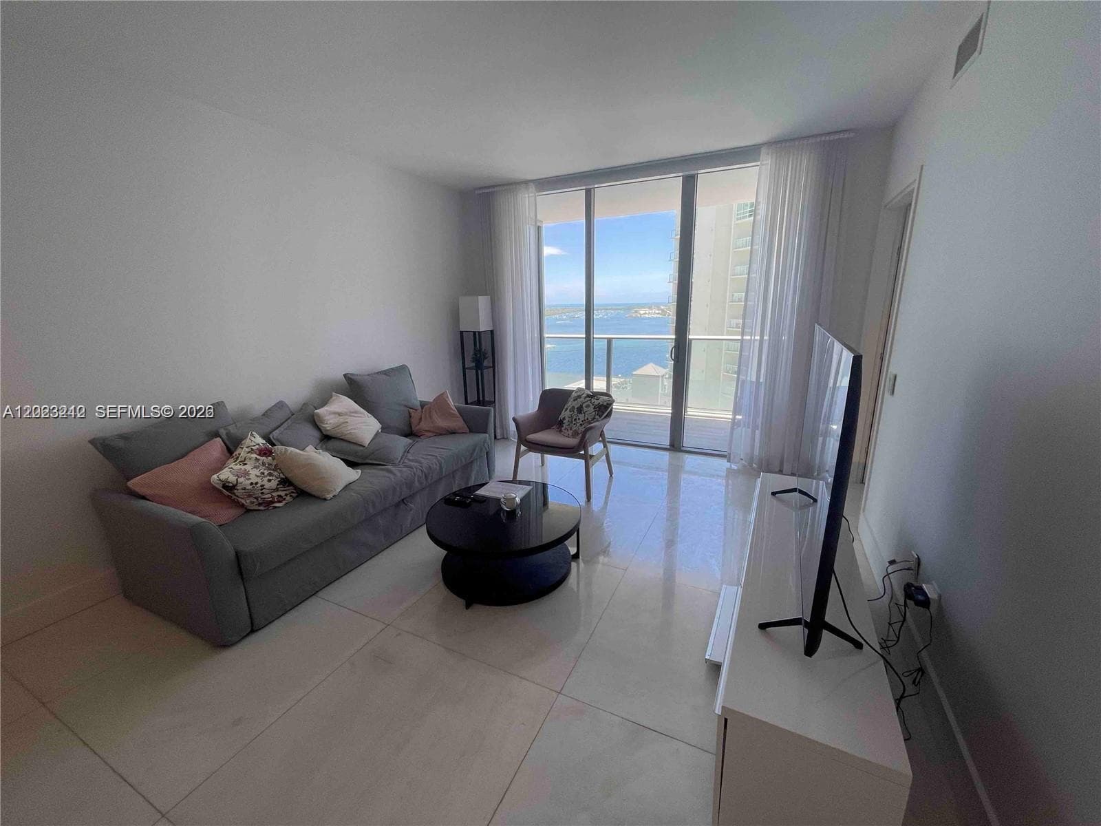 1300 Brickell Bay Dr # 2304, Miami FL 33131 photo 3