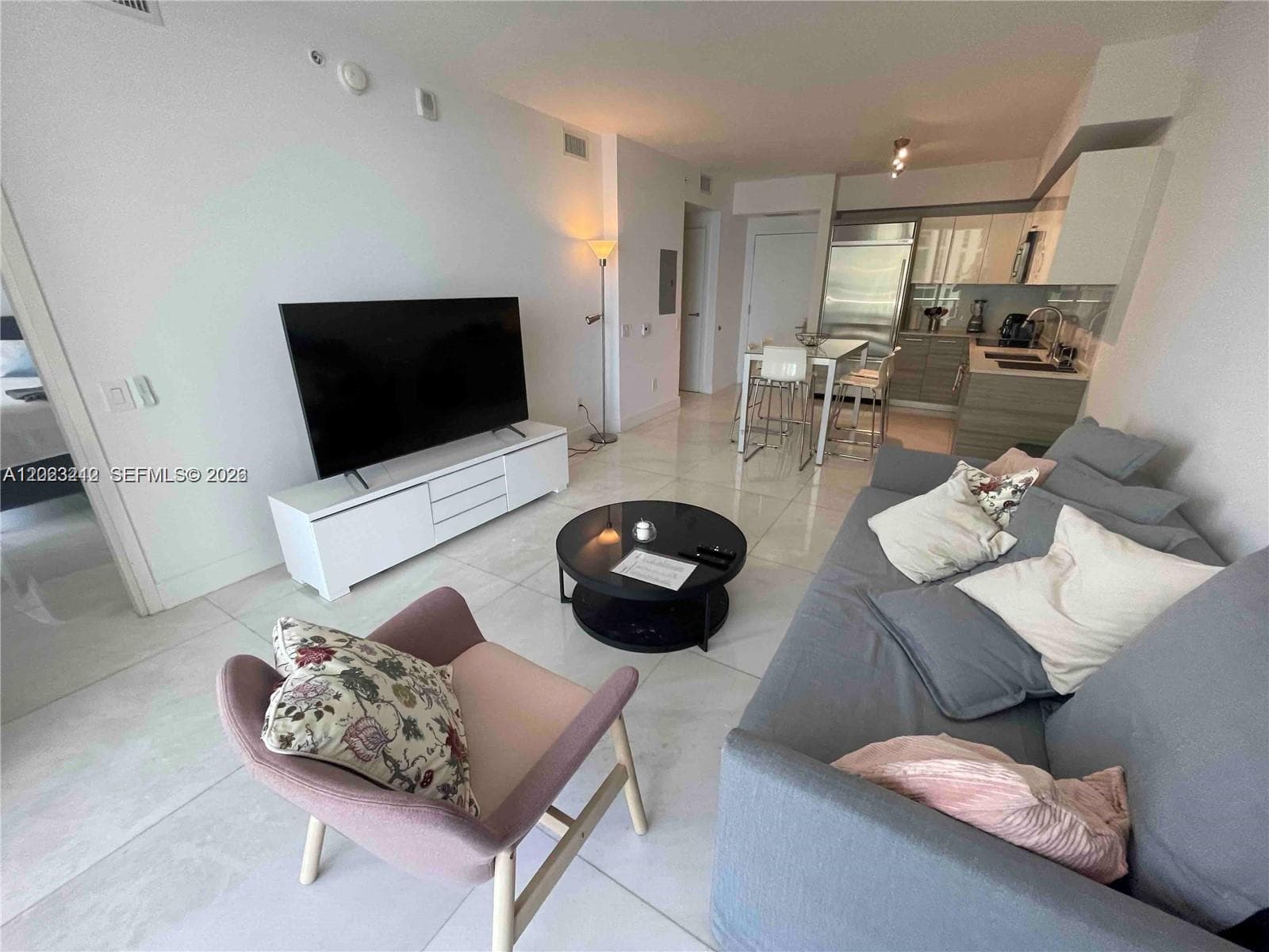 1300 Brickell Bay Dr # 2304, Miami FL 33131 photo 4