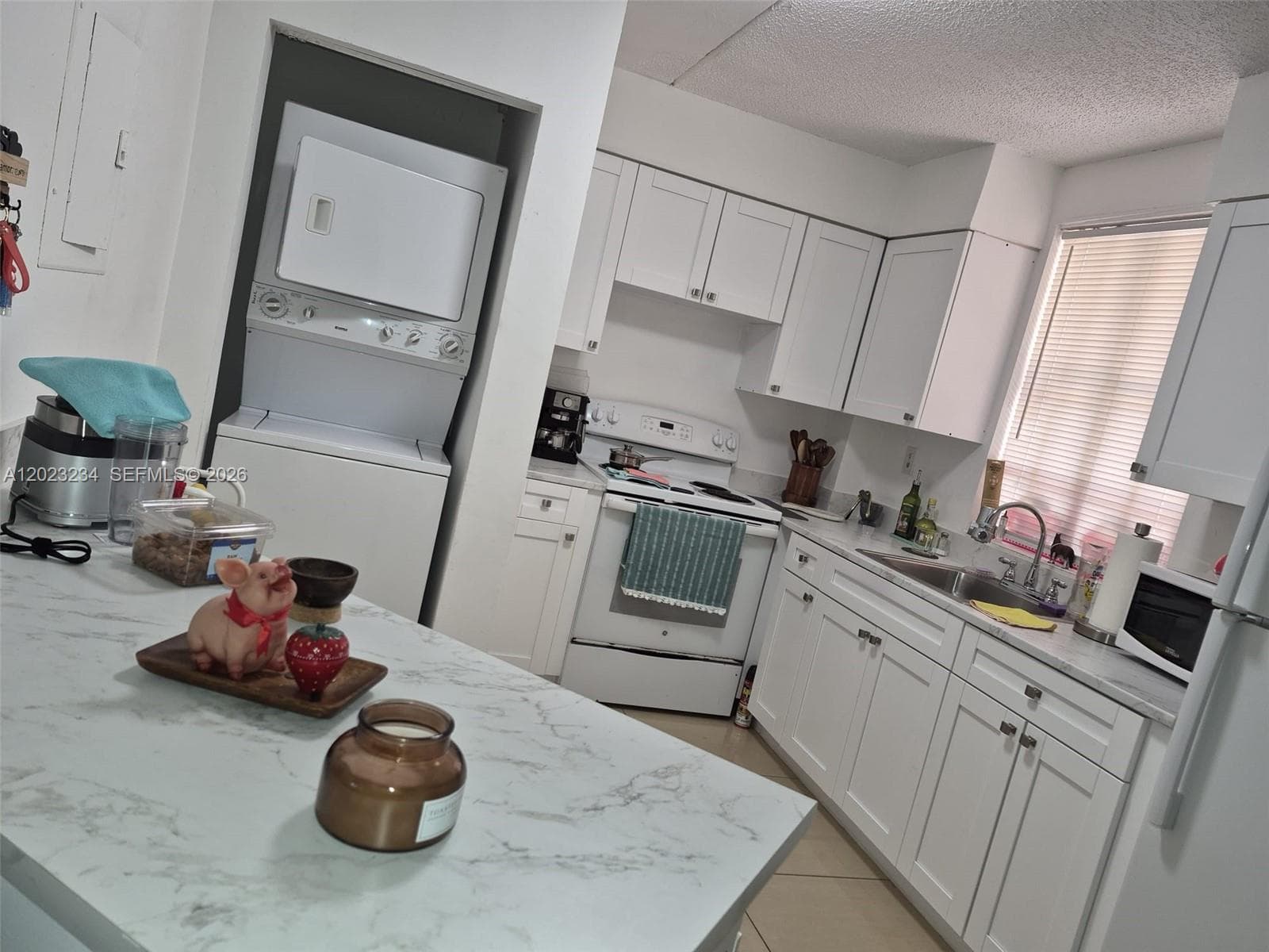 6195 NW 186th St # 106, Hialeah FL 33015 photo 2