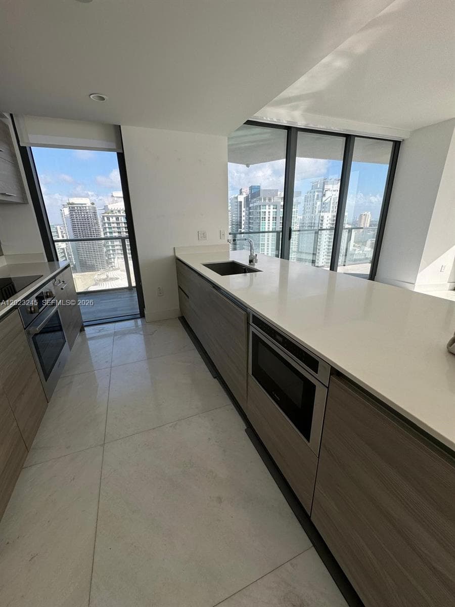 1300 S Miami Ave # 4001, Miami FL 33130 photo 4