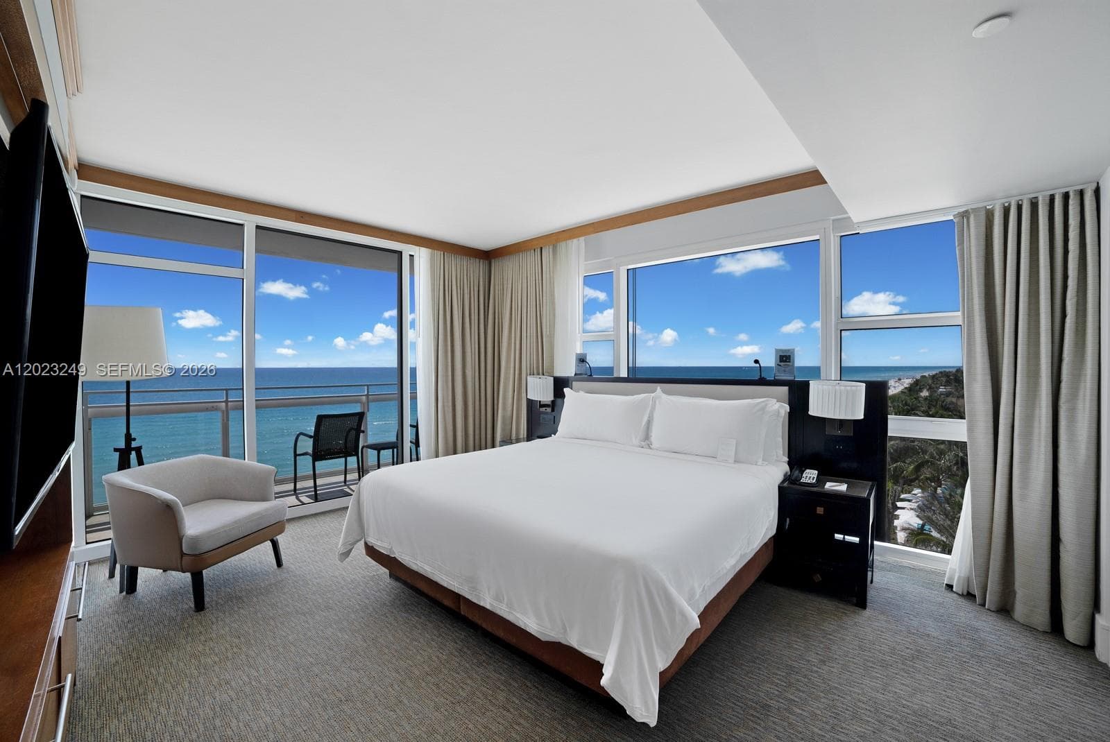 6801 Collins Ave # 705 (Door 722), Miami Beach FL 33141 photo 2
