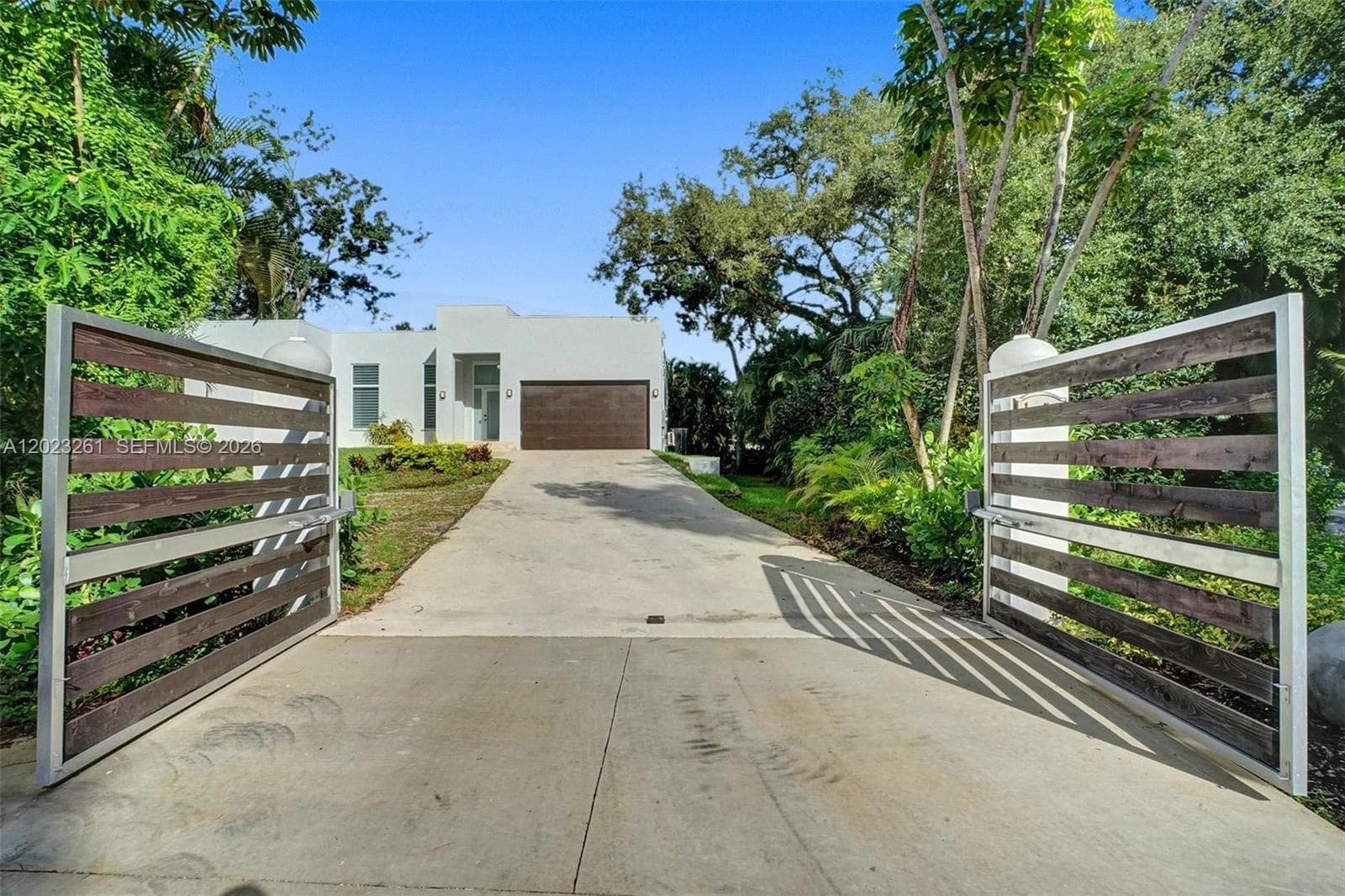1759 SW 30th Pl, Fort Lauderdale FL 33315 photo 2