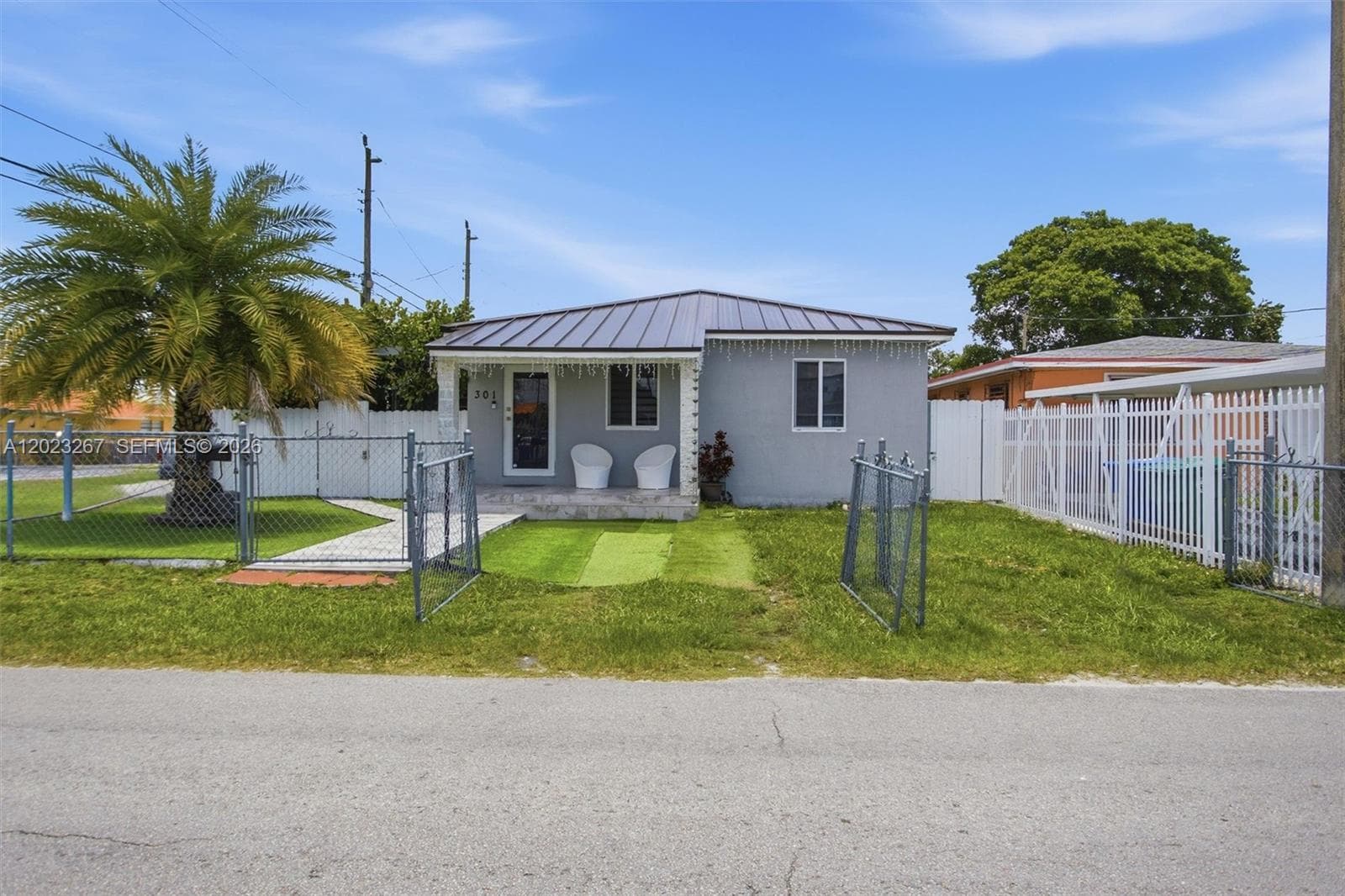 301 SW 36th Ave, Miami FL 33135 photo 2