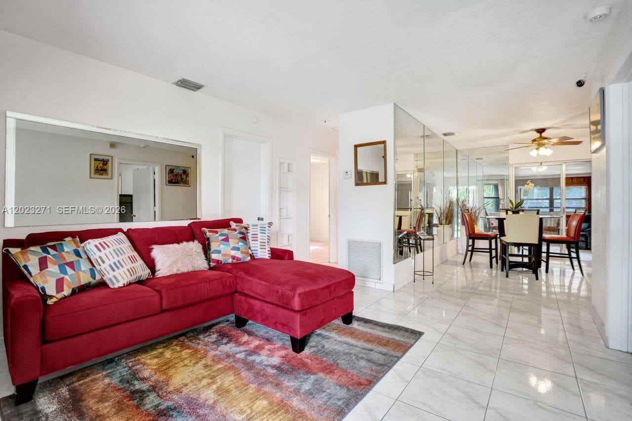 1020 NW 25th Ave, Fort Lauderdale FL 33311 photo 2