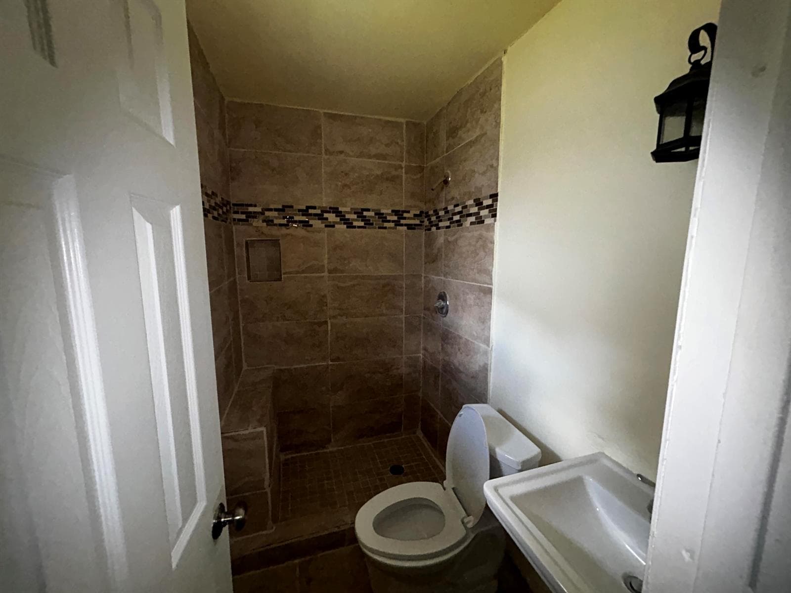 2691 NW 8th Street, Pompano Beach FL 33069 photo 4