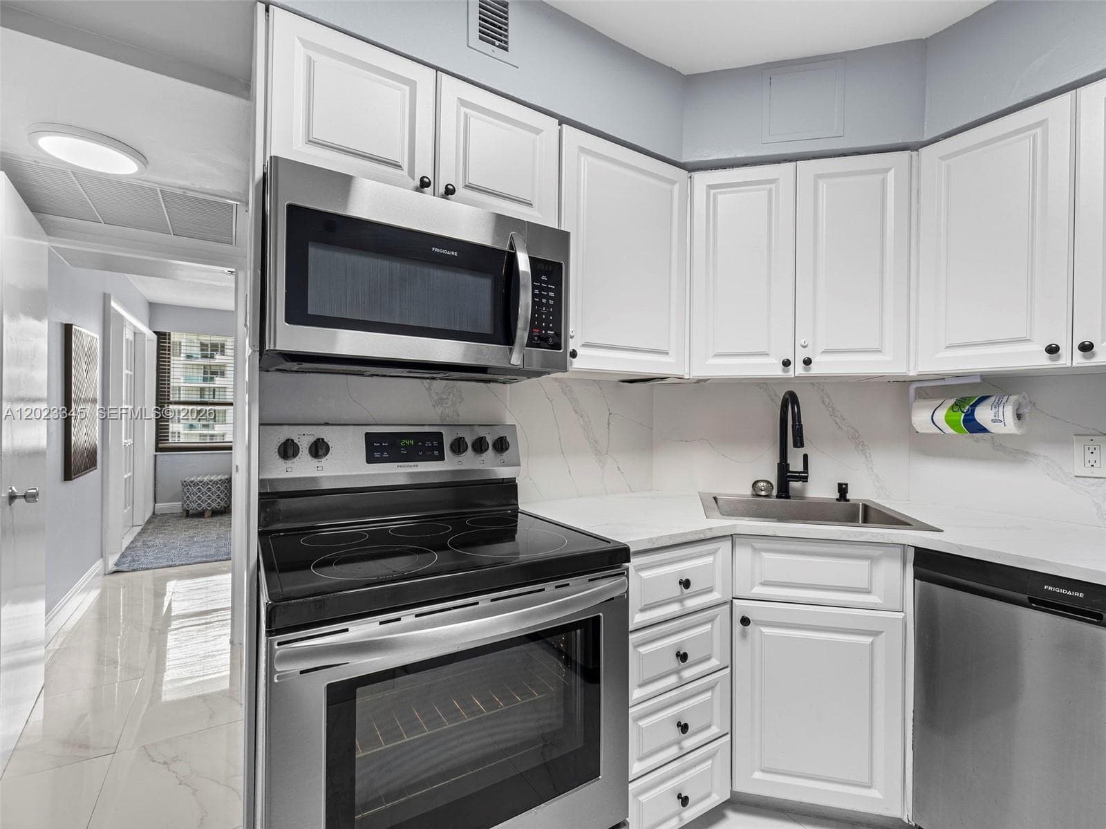 5225 Collins Ave # 1509, Miami Beach FL 33140 photo 5