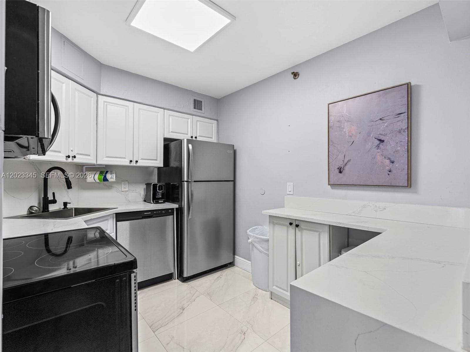 5225 Collins Ave # 1509, Miami Beach FL 33140 photo 4