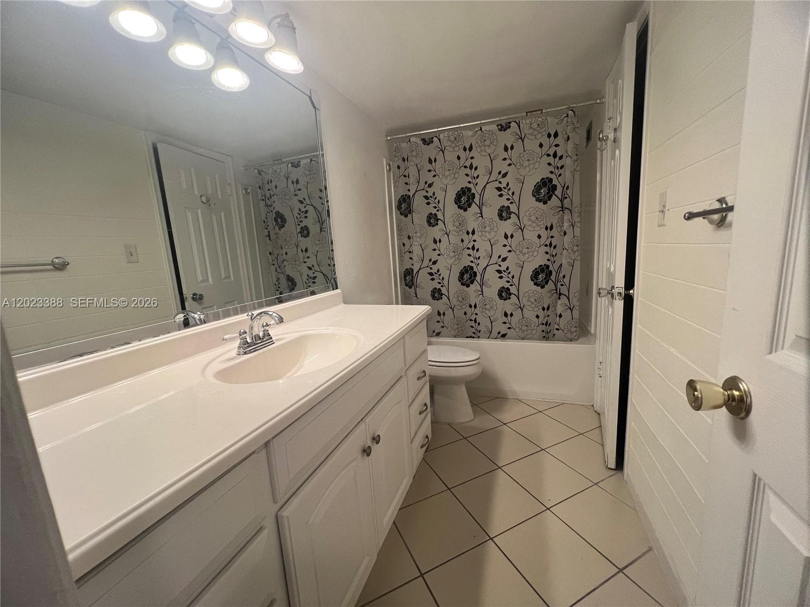 2060 NW 48th Ter # 103, Lauderhill FL 33313 photo 5