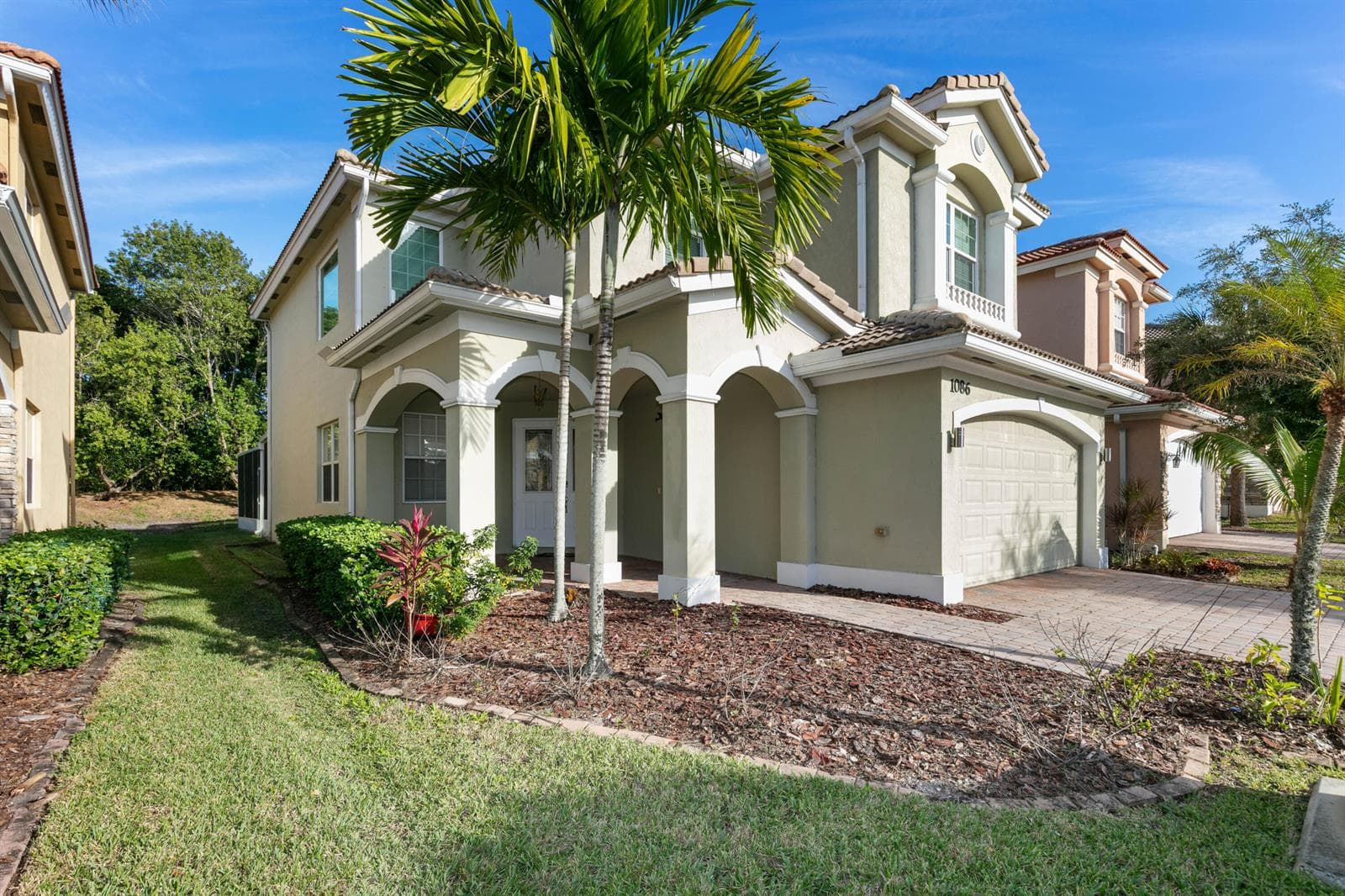 1086 NW Leonardo Circle, Port St. Lucie FL 34986 photo 3