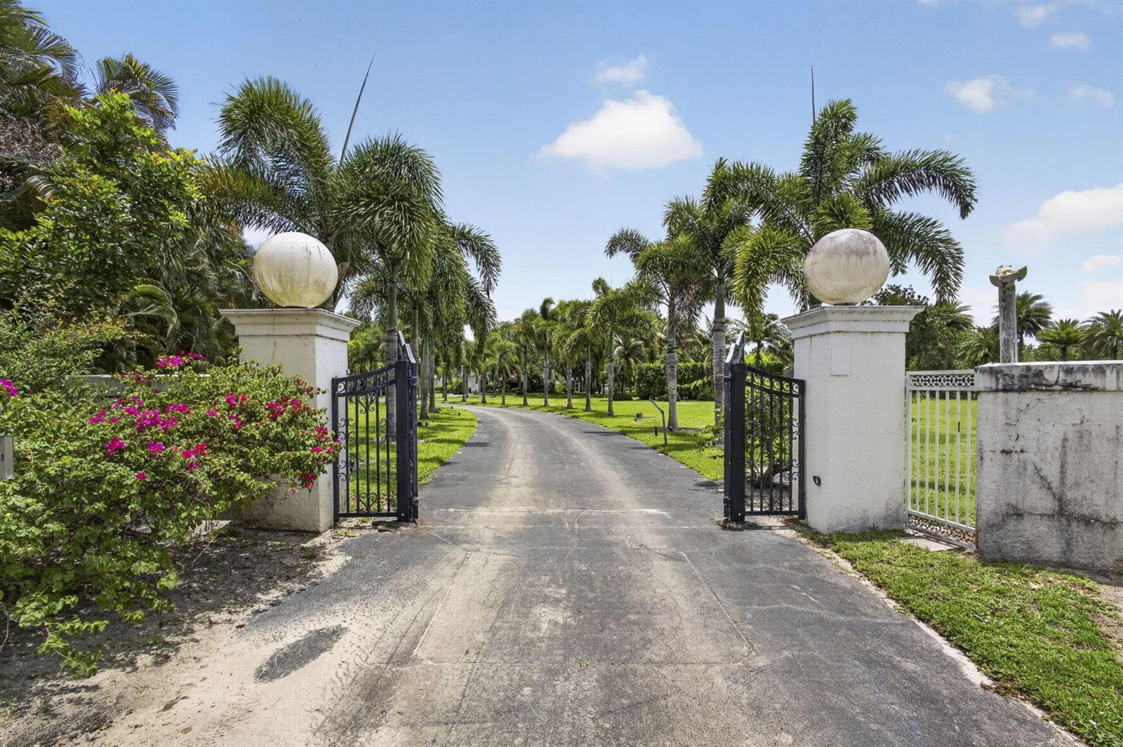 1030 Arabian Drive, Loxahatchee FL 33470 photo 4