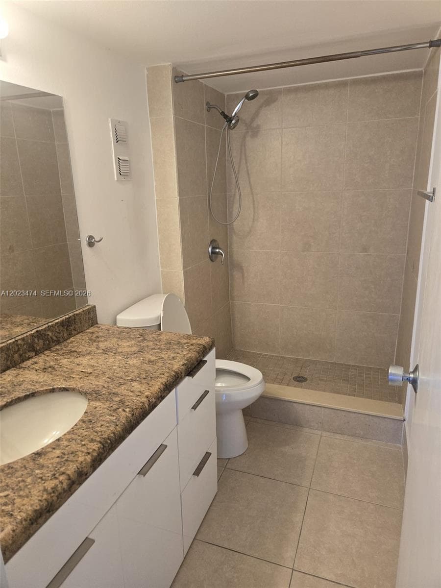 16950 W Dixie Hwy # B320, North Miami Beach FL 33160 photo 3