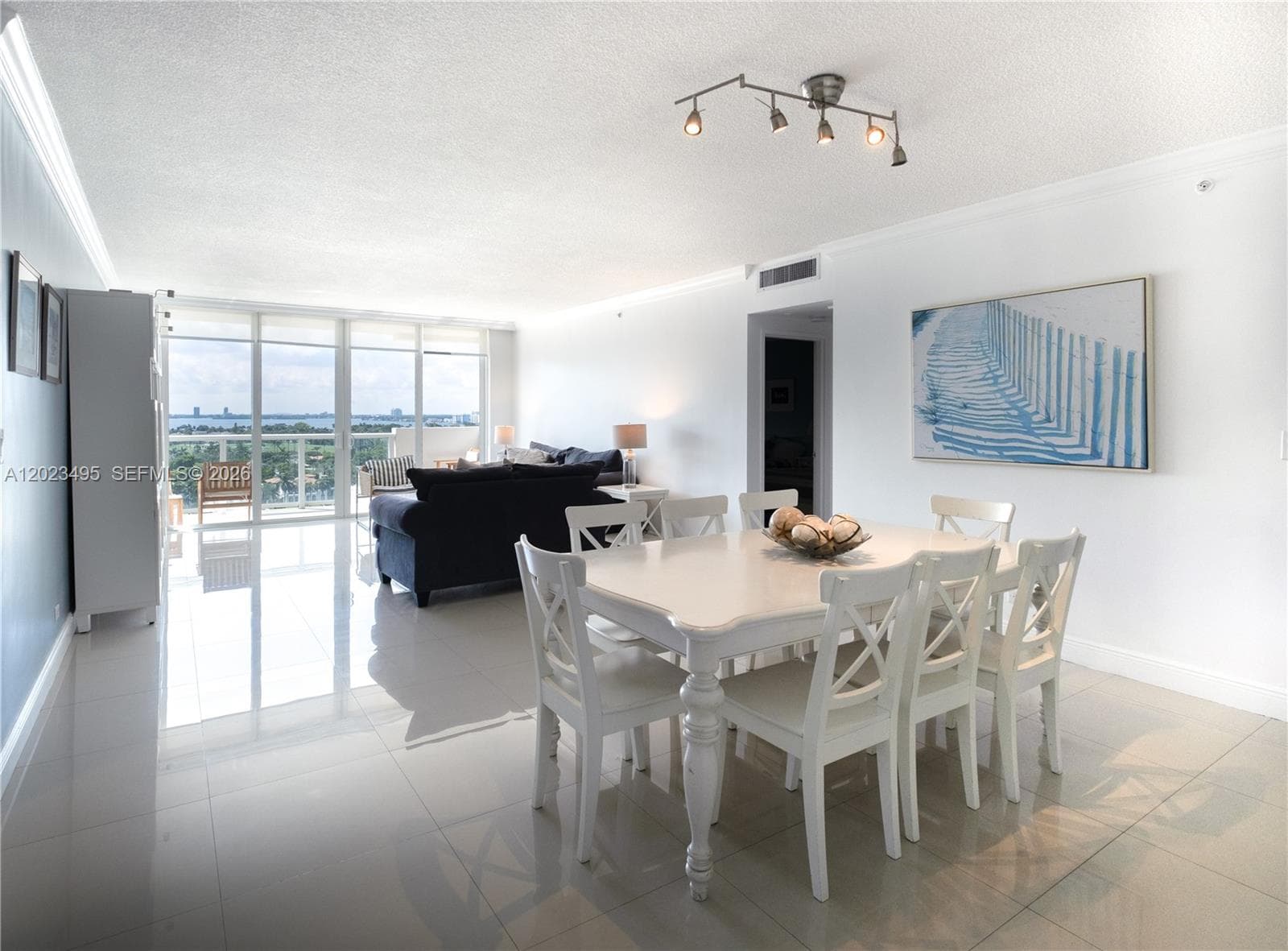 5601 Collins Ave # 1420, Miami Beach FL 33140 photo 3