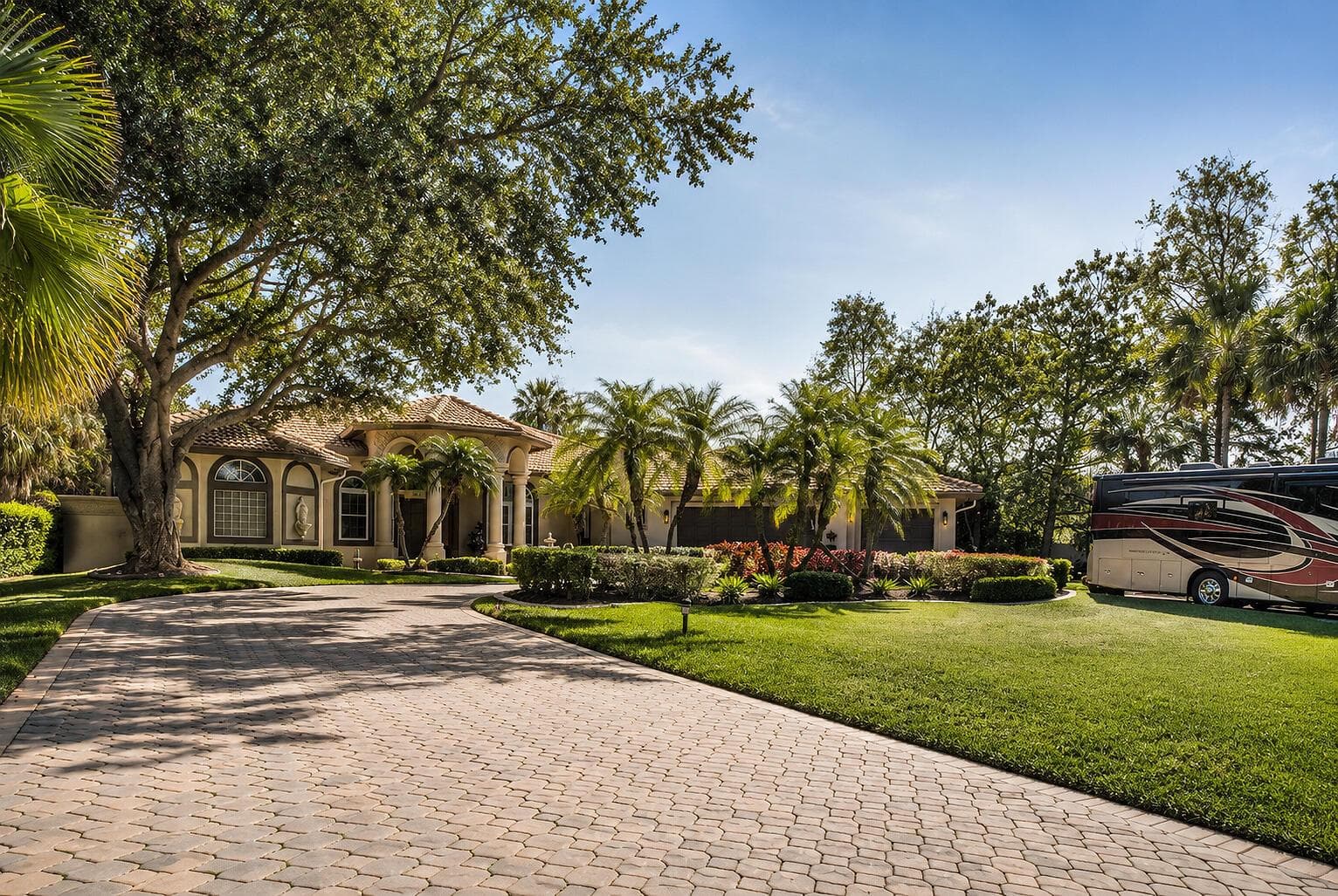 5884 NW 79th Way, Parkland FL 33067 photo 4