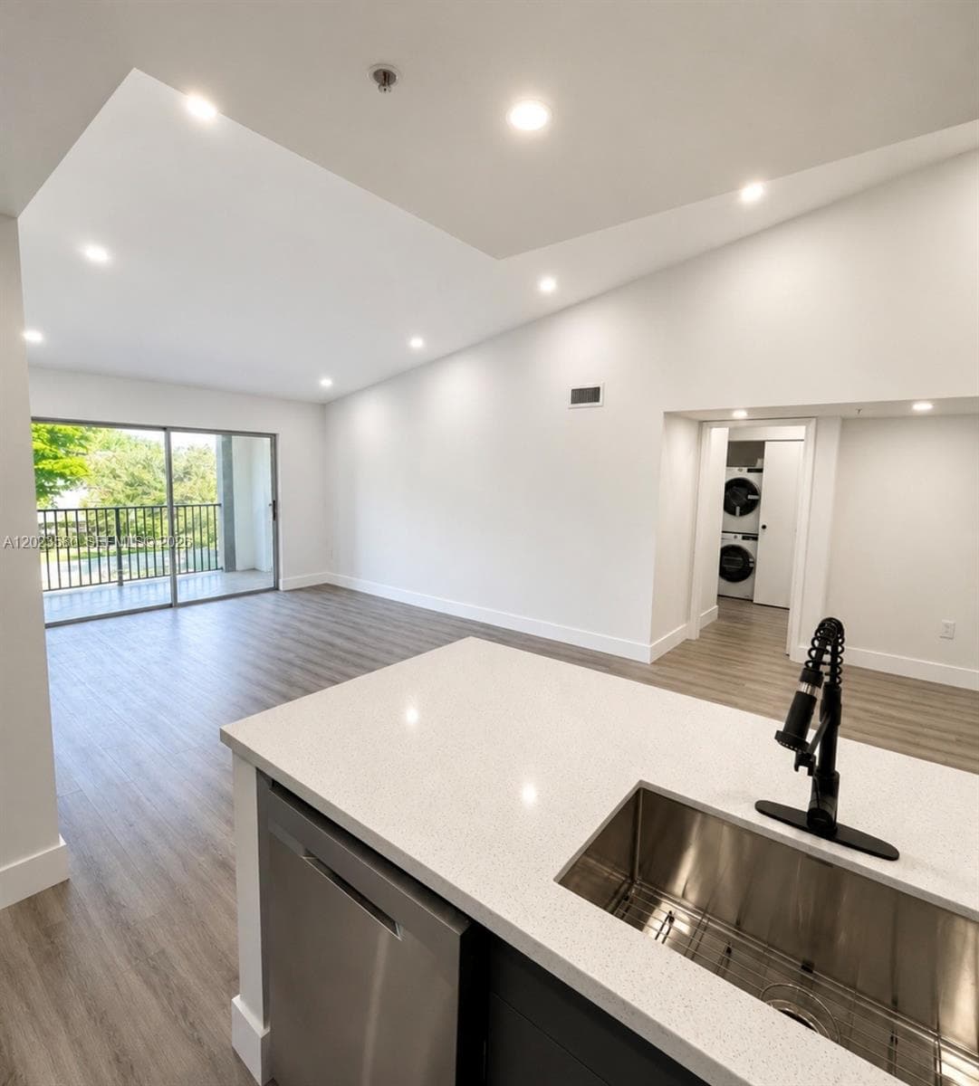 4420 NW 107th Ave # 303, Doral FL 33178 photo 5