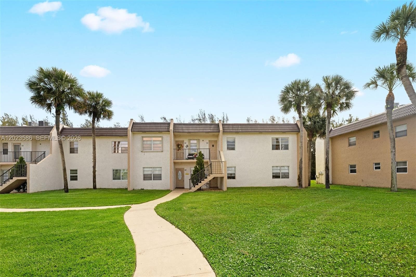 110 Lake Meryl Dr # 216, West Palm Beach FL 33411 photo 2