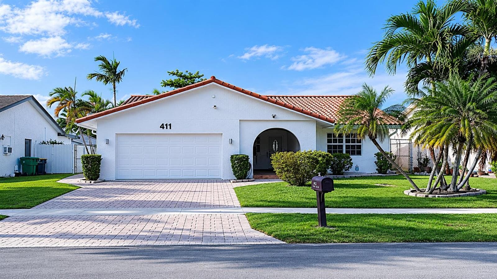 411 SE 4th Street, Dania Beach FL 33004 photo 3