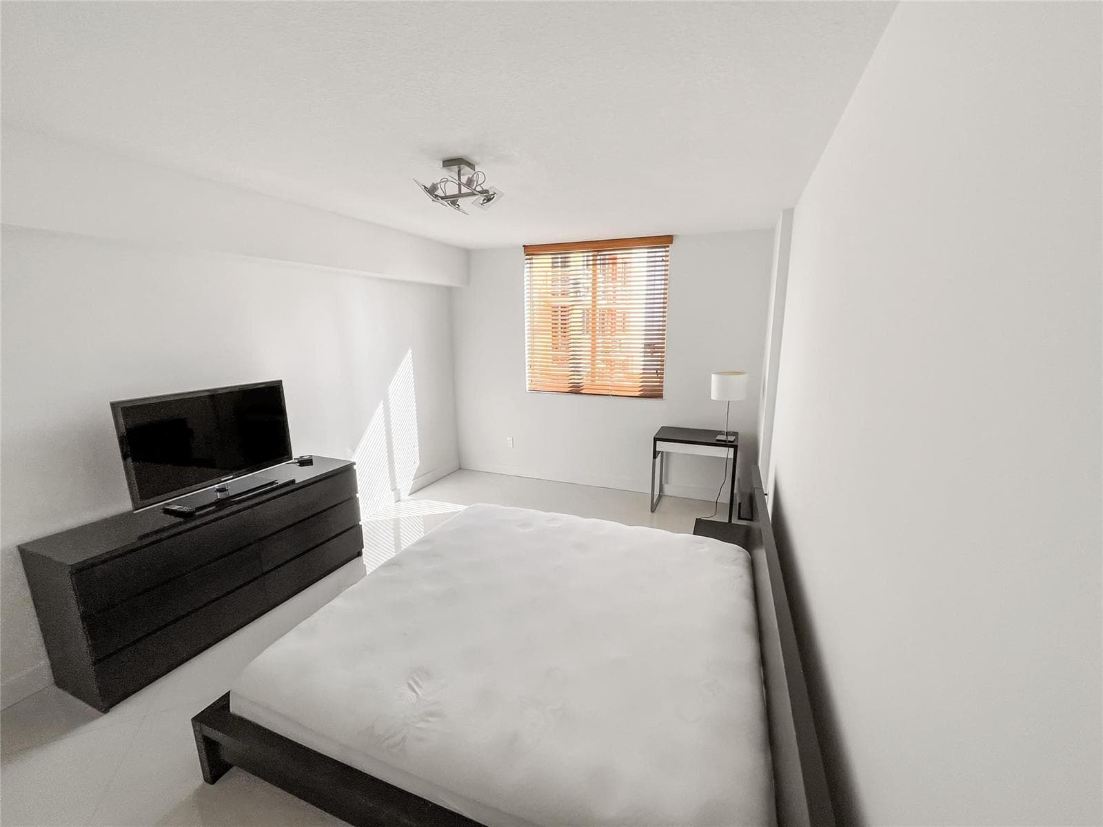 2775 NE 187th Street # 627, Aventura FL 33180 photo 3