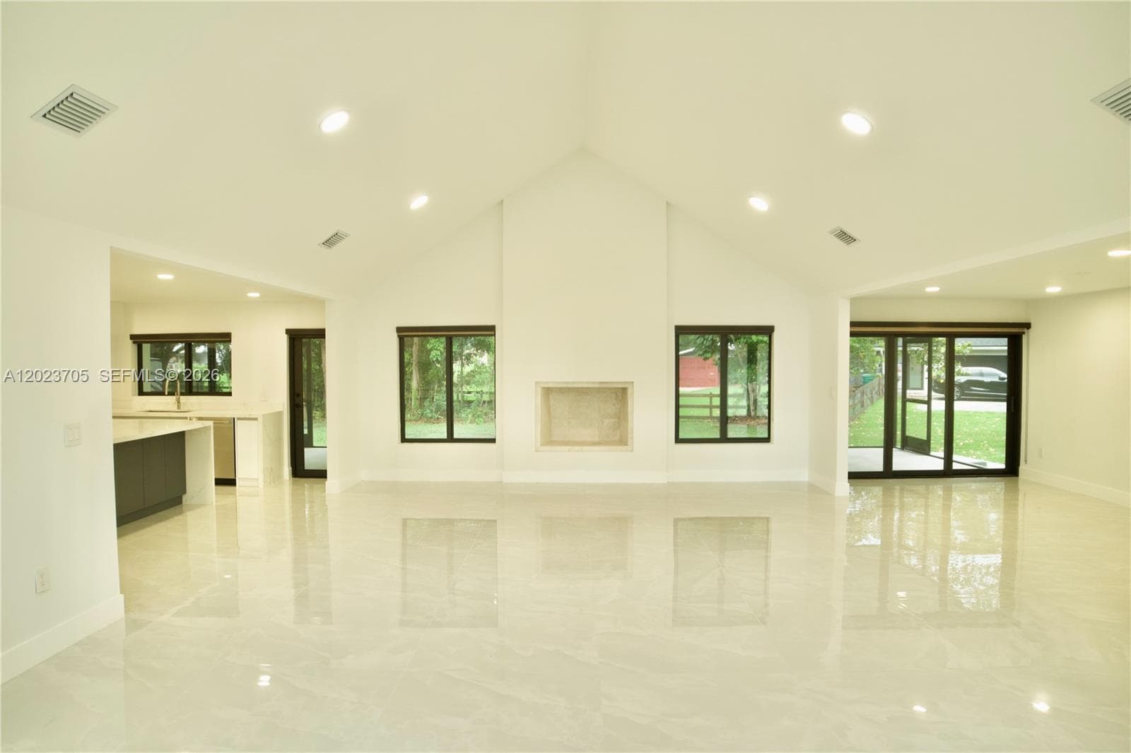20500 SW 50th Pl, Southwest Ranches FL 33332 photo 4