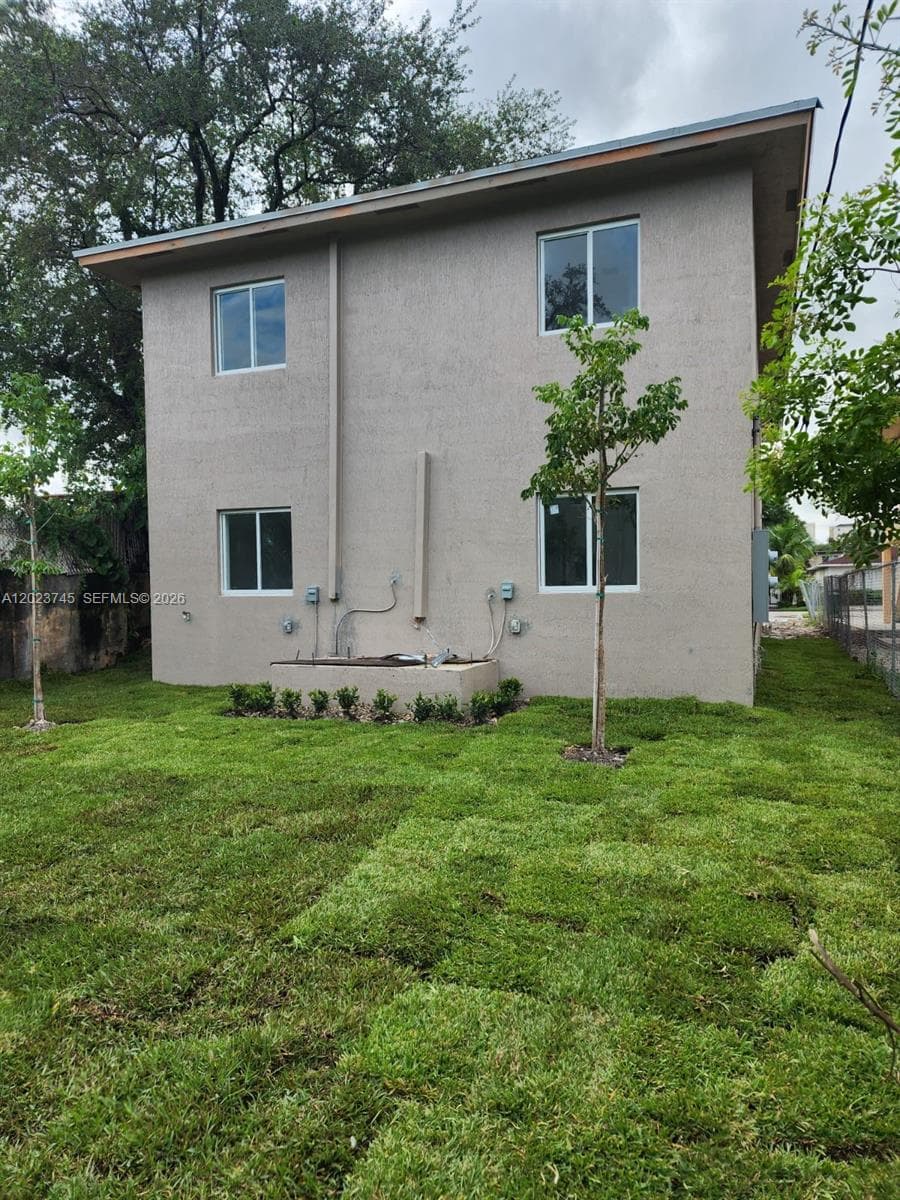 2750 NW 58th St # 2752, Miami FL 33142 photo 2