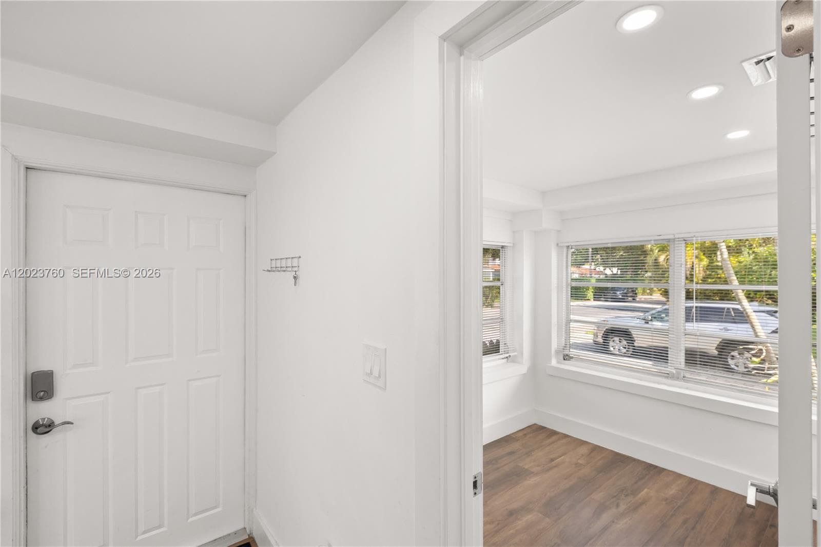 900 Tangier St, Coral Gables FL 33134 photo 4