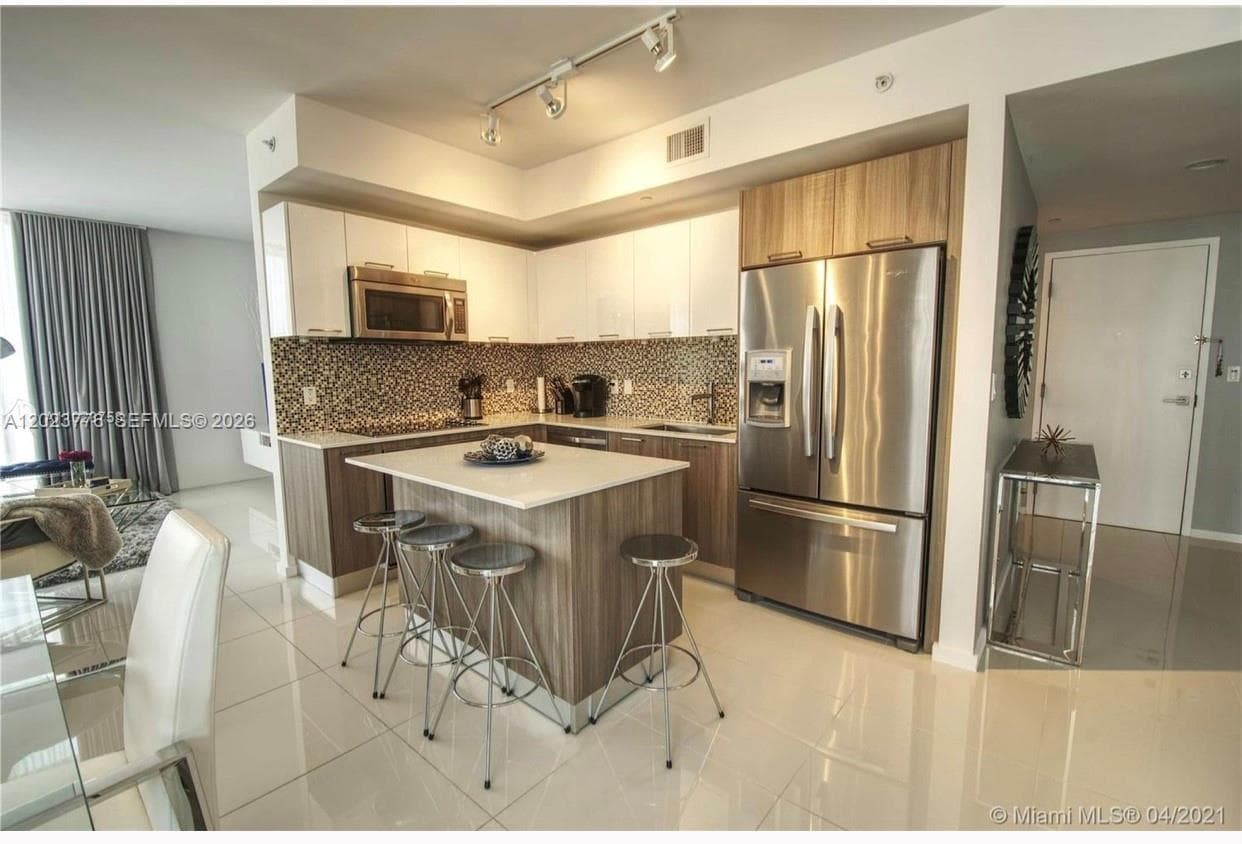 5300 Paseo Blvd   Unit 401 # 401, Doral FL 33166 photo 2