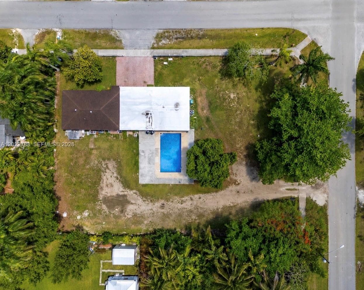 329 NW 13th St, Homestead FL 33030