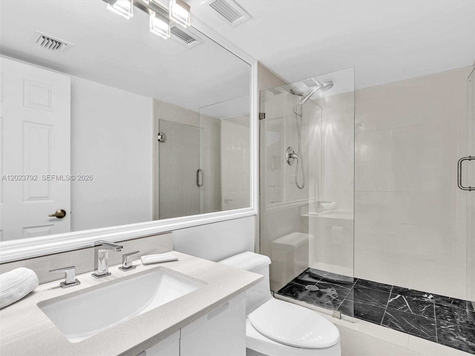 825 Brickell Bay Dr # 2048, Miami FL 33131 photo 5