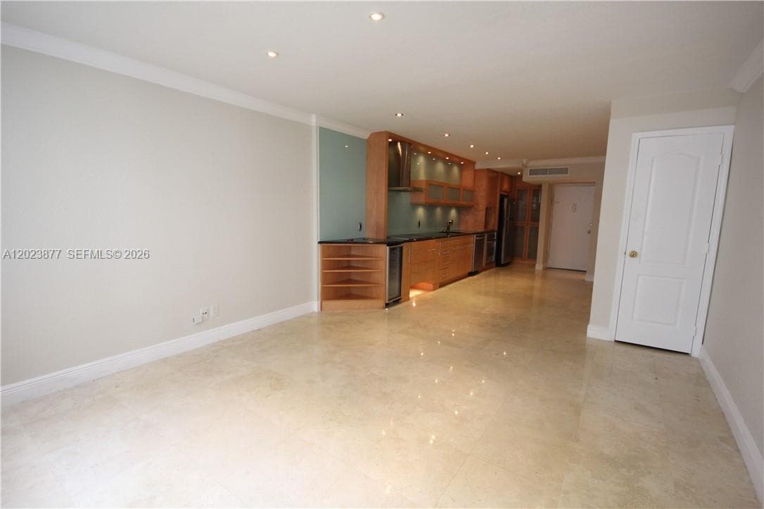 5401 Collins Ave # 339, Miami Beach FL 33140 photo 3