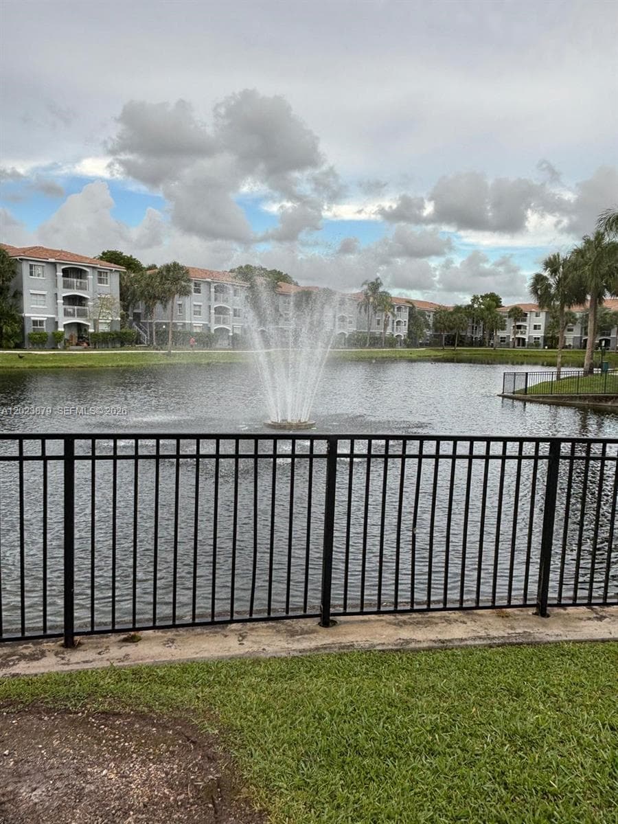 150 NW 96th Ave # 307, Pembroke Pines FL 33024 photo 3