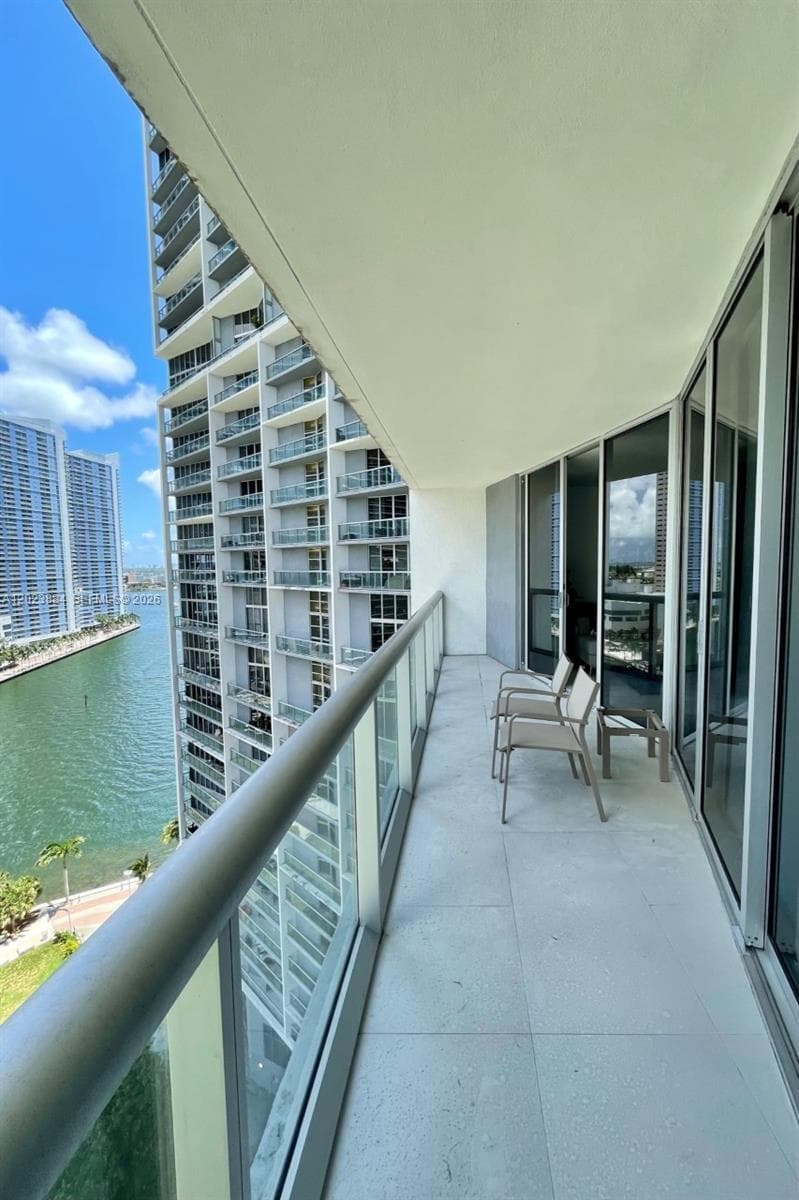 475 Brickell Avenue # 1614, Miami FL 33131 photo 4