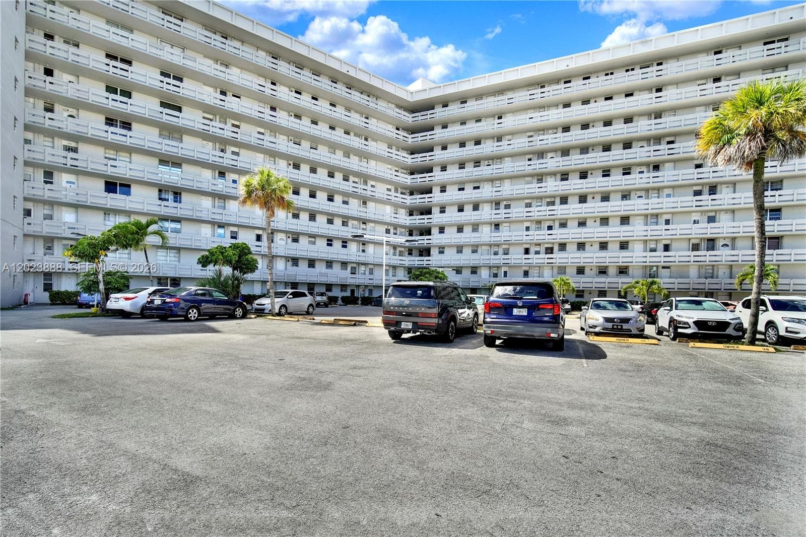 1401 NE Miami Gardens Dr # 889, Miami FL 33179 photo 3