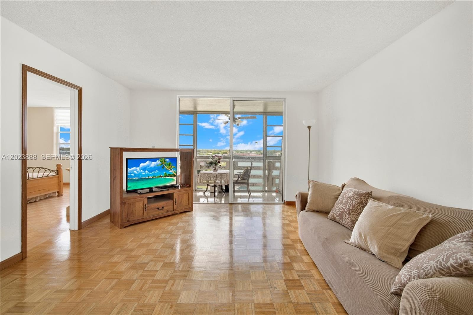 1401 NE Miami Gardens Dr # 889, Miami FL 33179 photo 4
