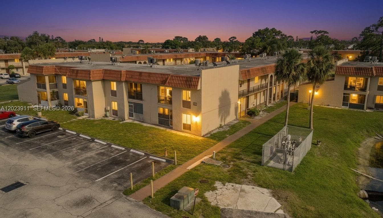 6100 Forest Hill Blvd # 107, West Palm Beach FL 33415 photo 2