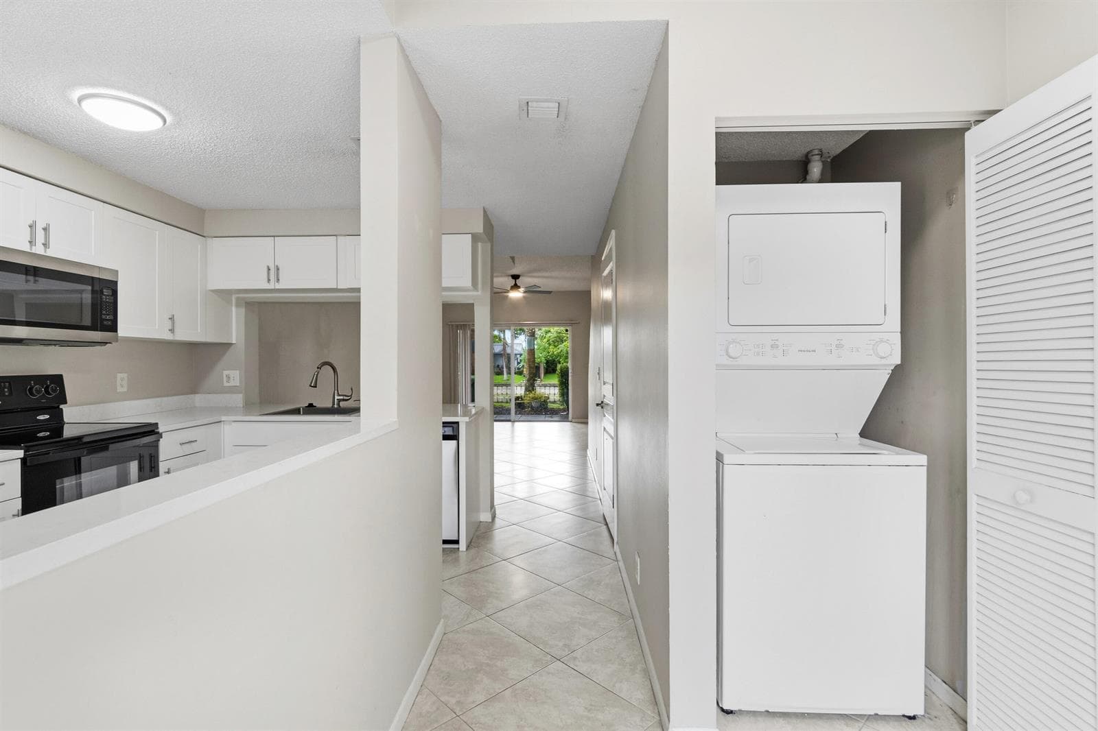 5380 Jubilee Way # 200, Margate FL 33063 photo 2