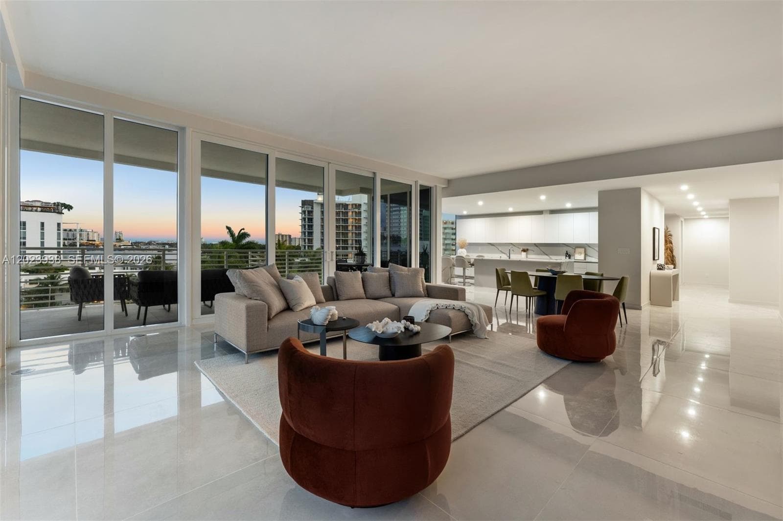 527 Orton Ave # 501, Fort Lauderdale FL 33304 photo 4