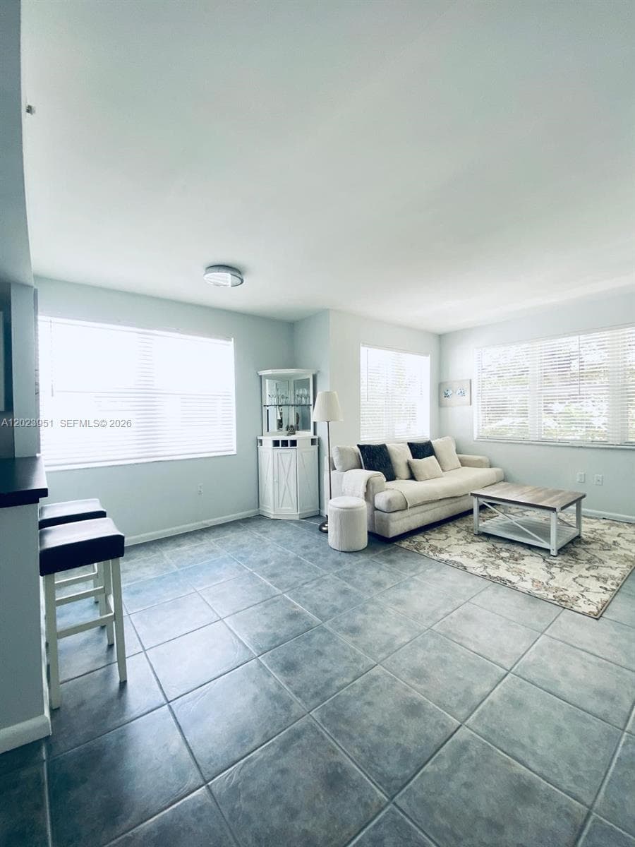 1550 Drexel Ave # 202, Miami Beach FL 33139 photo 4