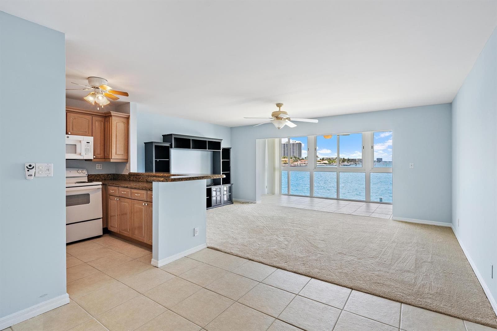 400 Wilma Circle # 206, Riviera Beach FL 33404 photo 5