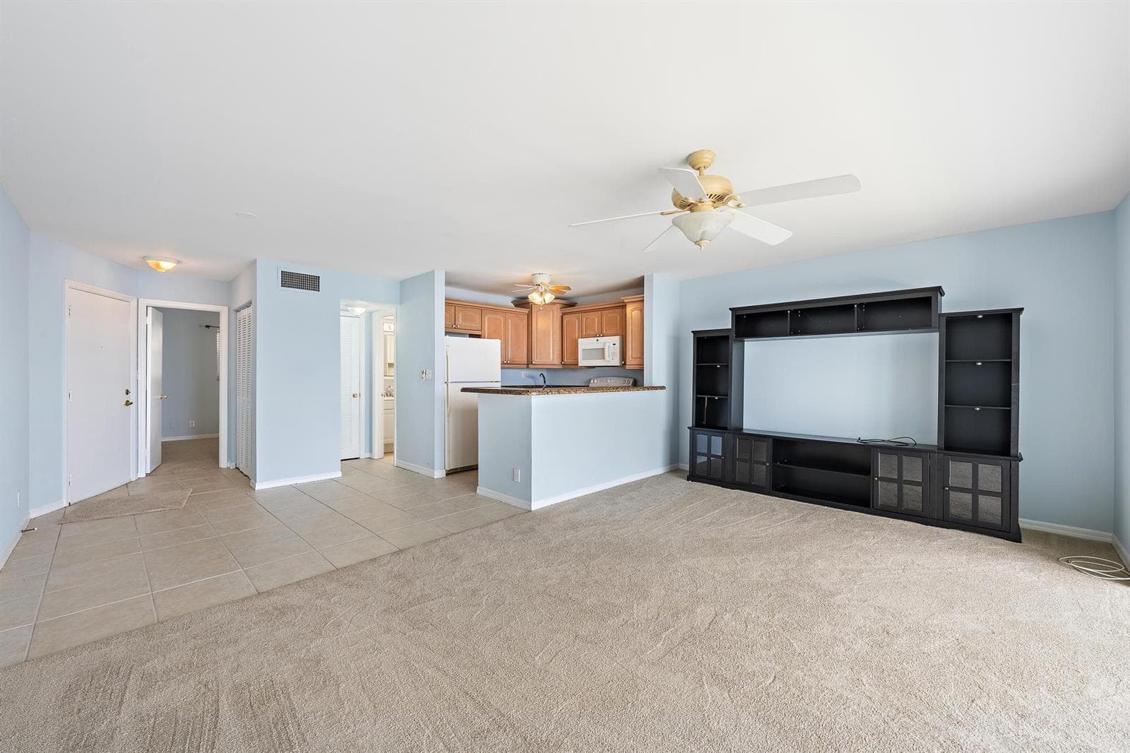 400 Wilma Circle # 206, Riviera Beach FL 33404 photo 4
