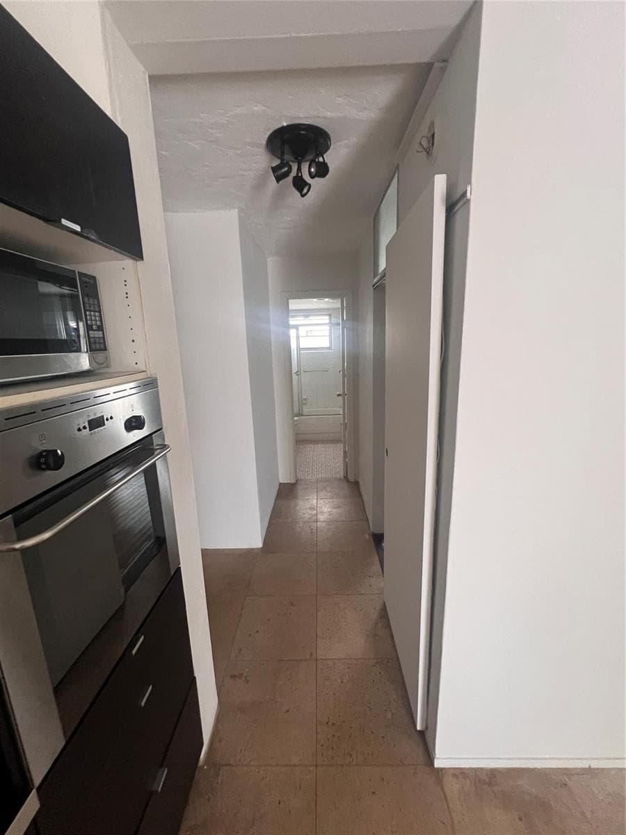919 Michigan Avenue # 3, Miami Beach FL 33139 photo 5