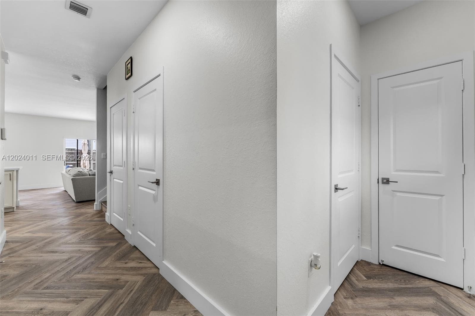 914 SE 18th St, Homestead, FL 33034 photo 4