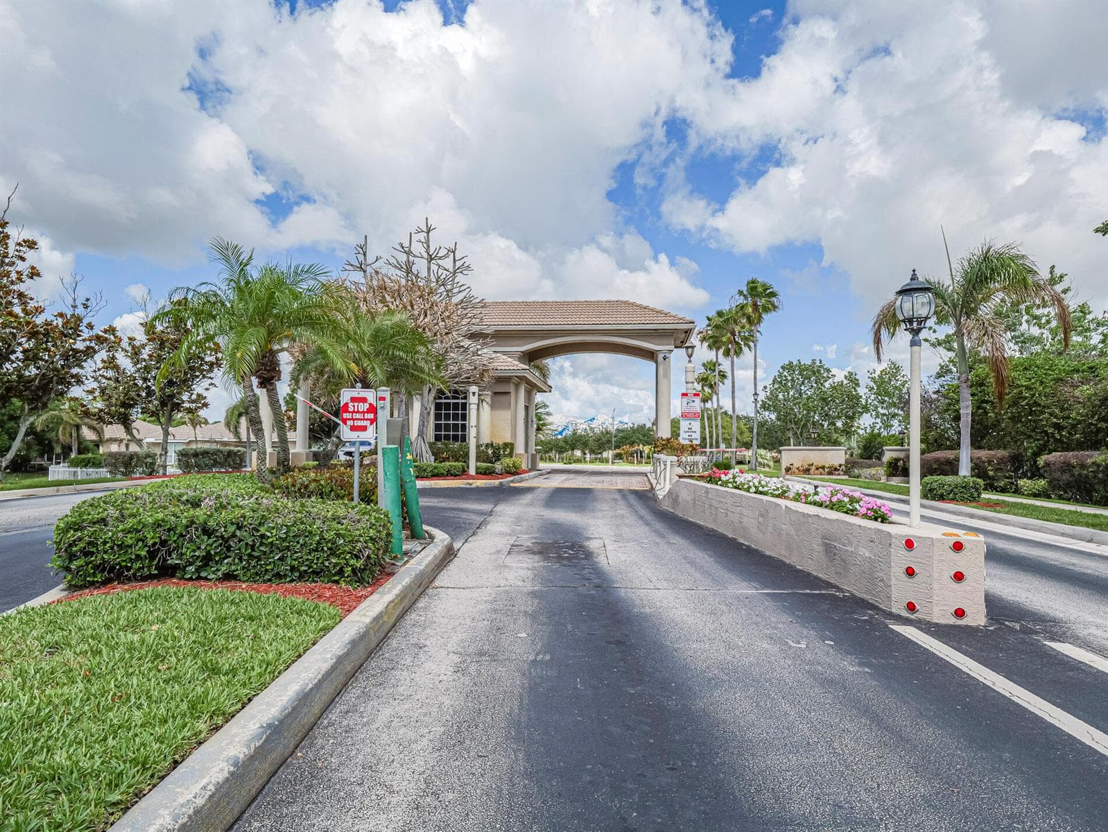 391 NW Sheffield Circle, Port St. Lucie FL 34983 photo 3